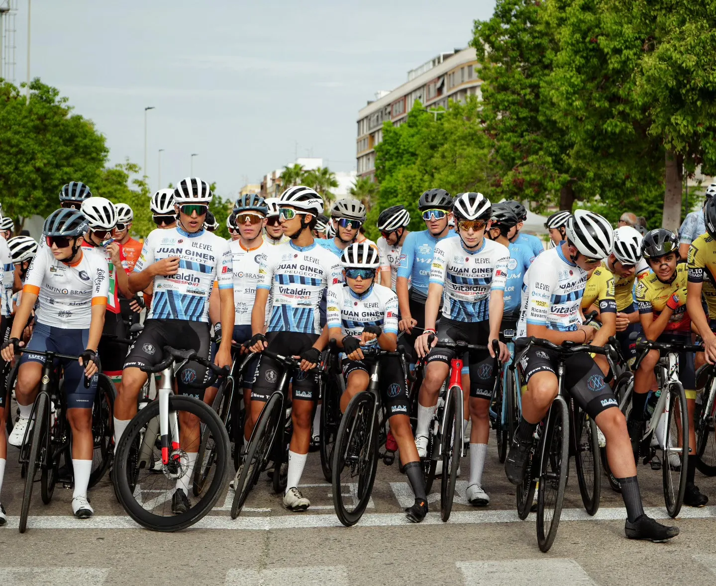 El ciclismo toma Pinedo con el VII Gran Premi Vicent Aparici – Memorial Francisco Soler Sanfrancisco