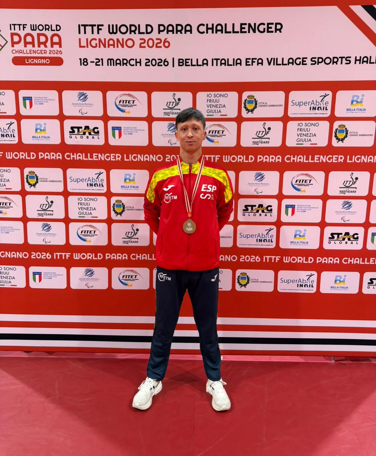 ALEJANDRO DIAZ BRILLA EN EUROPA Y PONE EL FOCO EN EL MUNDIAL DE TENIS DE MESA